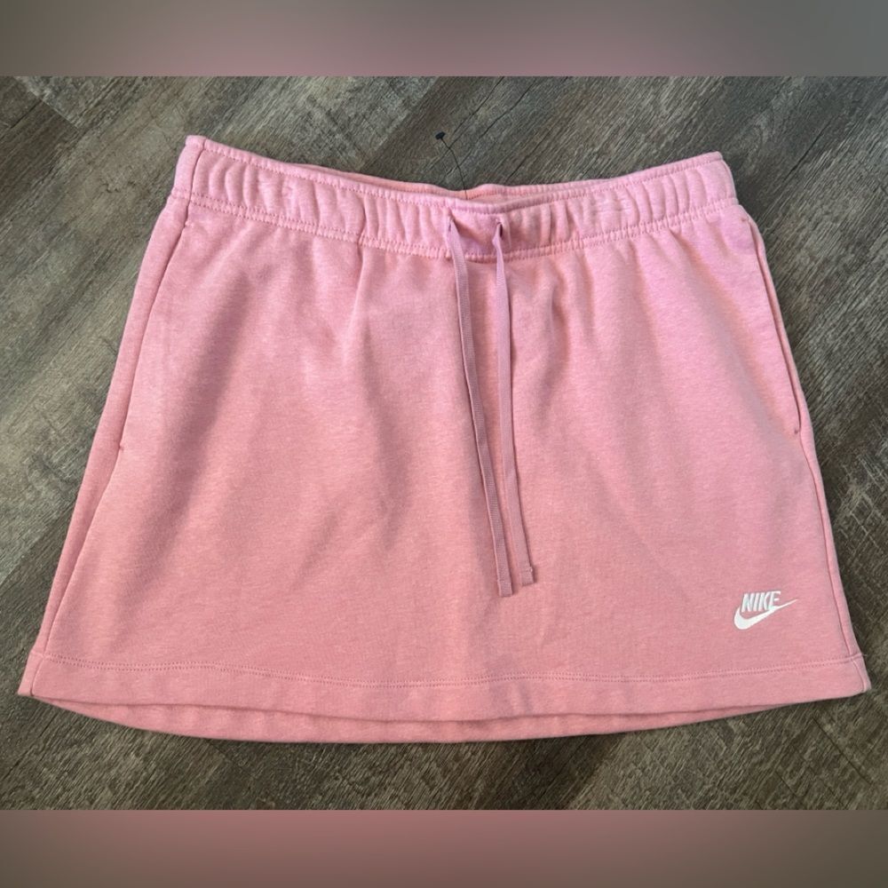 Nike Club Fleece‎ Skirt-Size Large